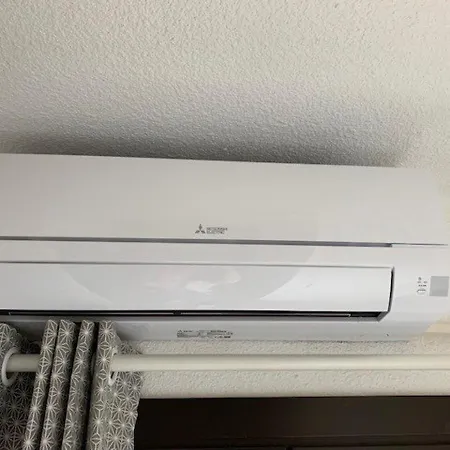 T3 Rénové Avec Clim, Piscine Et Parking à 100m De La - Fr-1-607-24 Appartement *