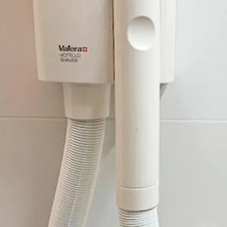 T3 Rénové Avec Clim, Piscine Et Parking à 100m De La - Fr-1-607-24 Appartement Agde