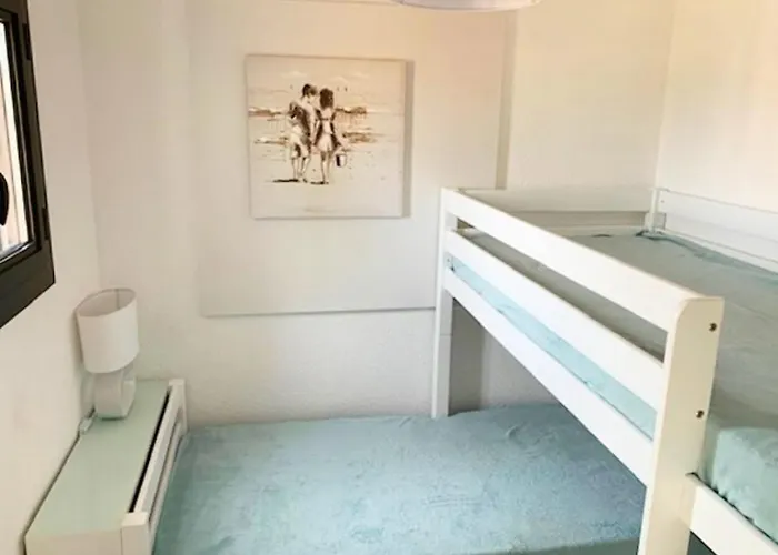 T3 Renove Avec Climatisation, Piscine & Parking A 100m De La - Fr-1-607-24 Apartment