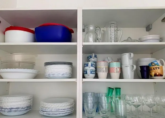 T3 Renove Avec Climatisation, Piscine & Parking A 100m De La - Fr-1-607-24