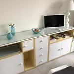 Appartement T3 Rénové Avec Clim, Piscine Et Parking à 100m De La - Fr-1-607-24
