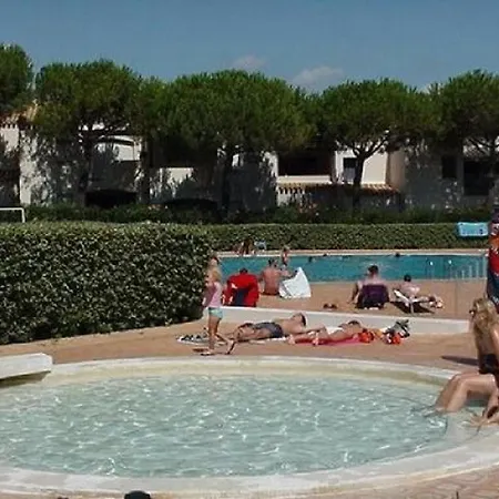 T3 Renove Avec Climatisation, Piscine & Parking A 100m De La - Fr-1-607-24 * Agde