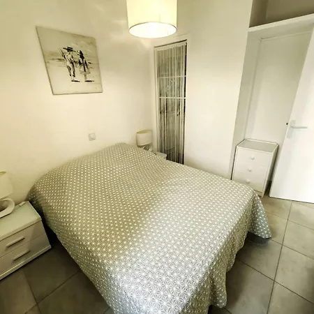 Apartment T3 Renove Avec Climatisation, Piscine & Parking A 100m De La - Fr-1-607-24 *