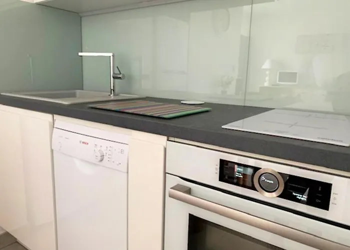 Apartmán T3 Renove Avec Climatisation, Piscine & Parking A 100m De La - Fr-1-607-24